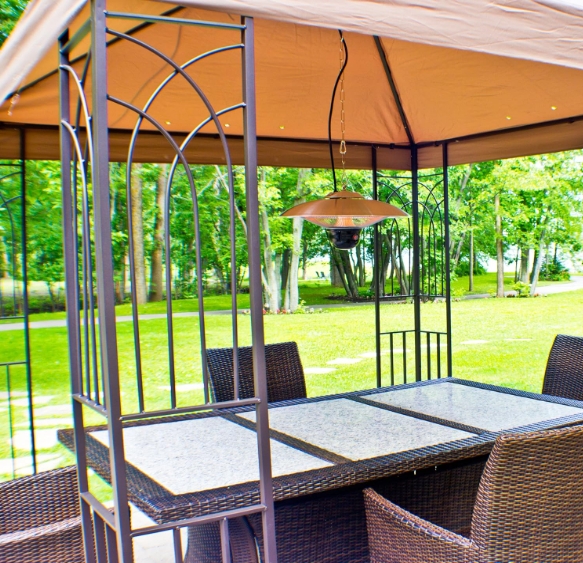 Waterproof infrared table heater